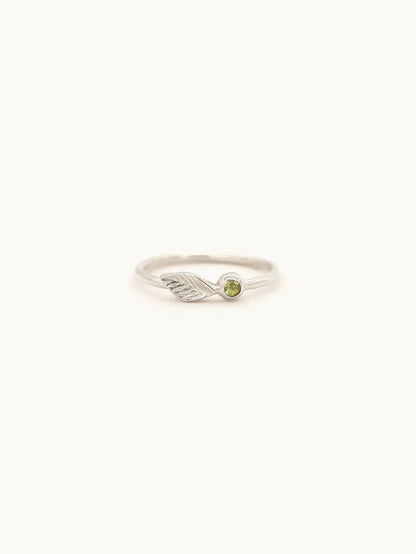 Green sapphire leafy ring